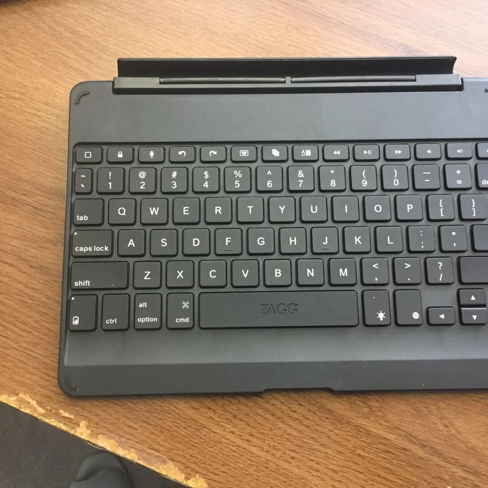 Ipad Wireless Keyboard & Case
